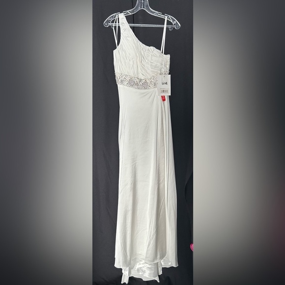 Mac Duggal 68170 NWT EVENING DRESS WITH BEADED WAISTLINE - Picture 6 of 9